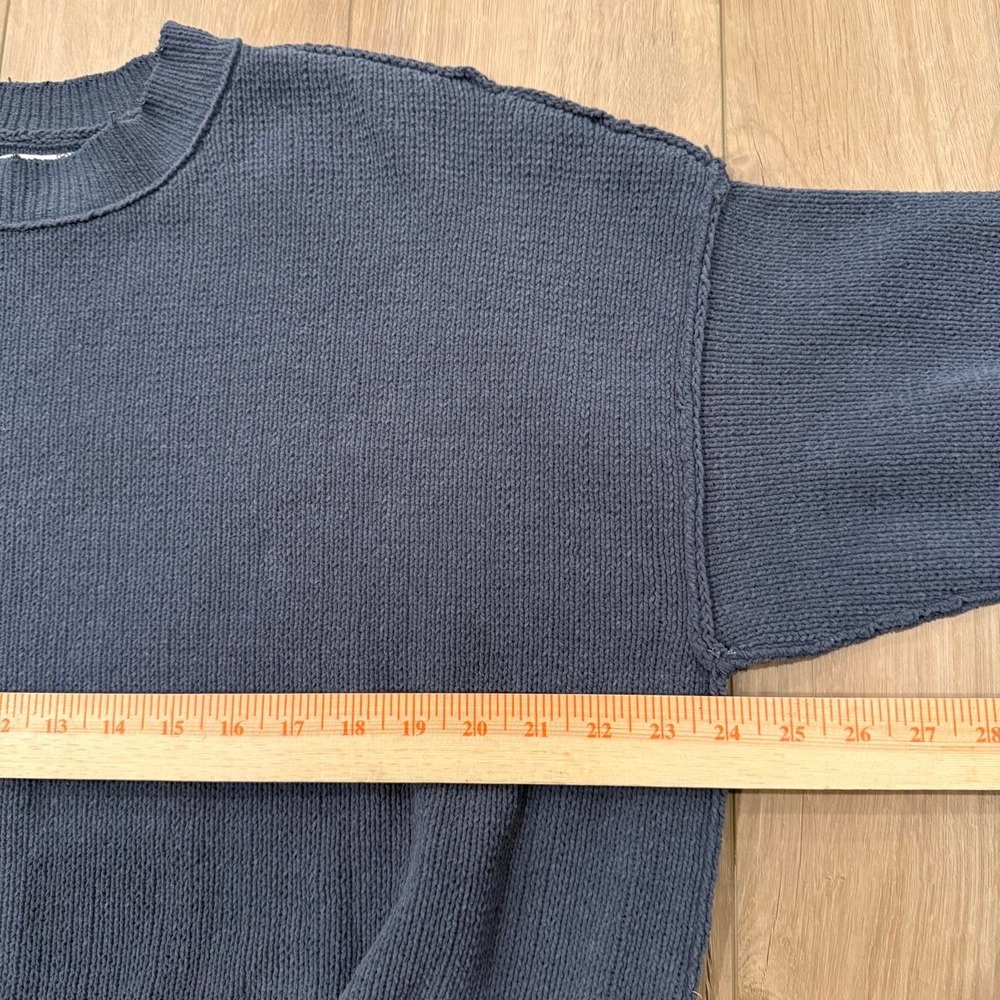 Abercrombie & Fitch Soft A&F Collection navy blue crew neck sweater Size Small - Picture 5 of 7